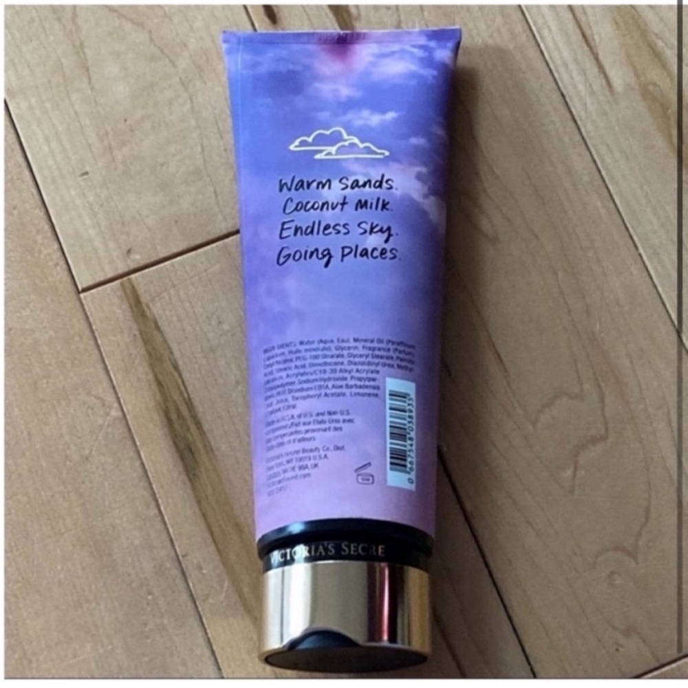 NEW and sealed Victoria's Secret Don't Quit Your Daydream Fragrance Lotion - Picture 2 of 5